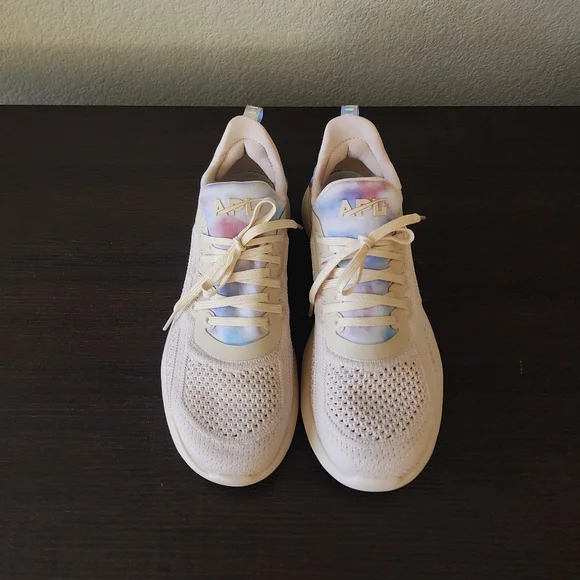APL Techloom Tracer Sneakers Womens 6.5 - Picture 1 of 5